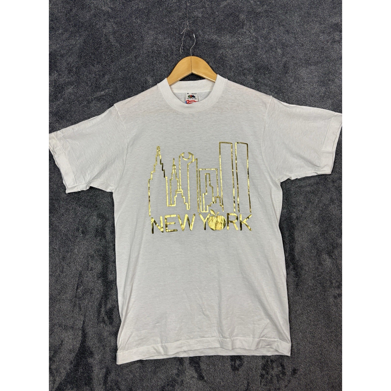 Vintage New York Gold Foil Skyline T-Shirt Made In Usa Fruit Of The Loom M